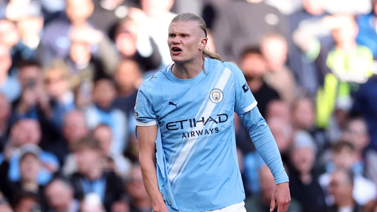 تجاوز في تصريحاته.. “سكاي سبورت” تعتذر بسبب كلمات إرلينج هالاند النابية!